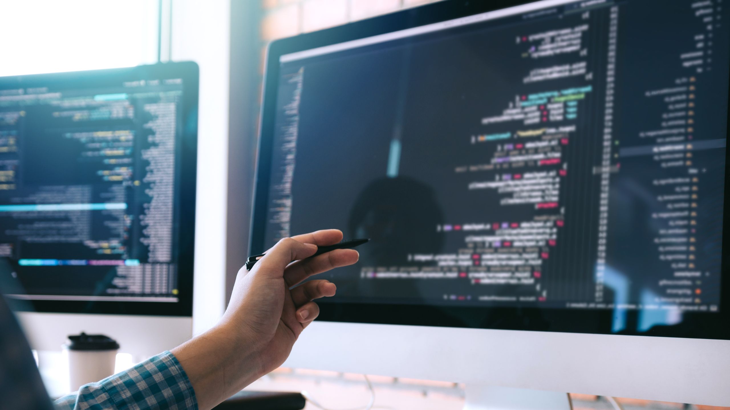 Alternance développeur web : bâtir son avenir dans la tech